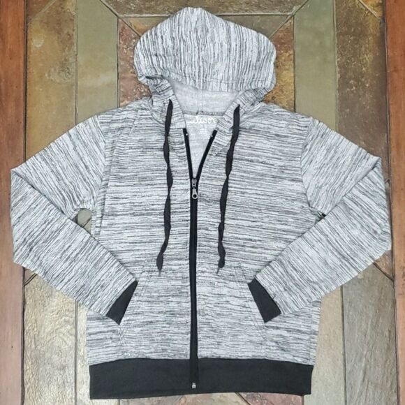 Graphic 'Throw Shade' Hoodie. size small, new no tags. - Picture 5 of 8